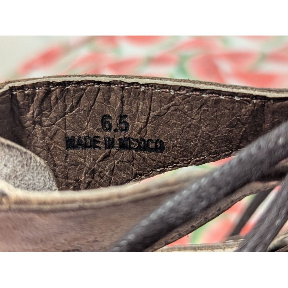 NWOB Roan Leather Lace-Up Gladiator Sandals With Back Zipper - Womens 6.5 - Taup - Picture 6 of 7